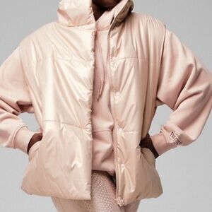 NWOT Fabletics Oversizedd Puffer Vest Metallic Blush Medium